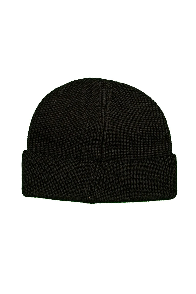 Beanie in Black - Image 3
